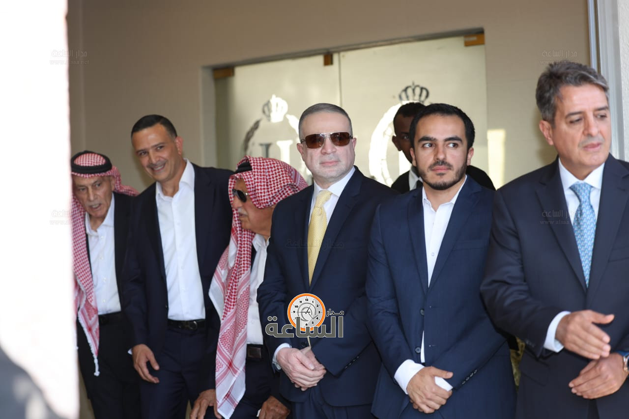 Madar Al-Saa Images 0.7755375797915189