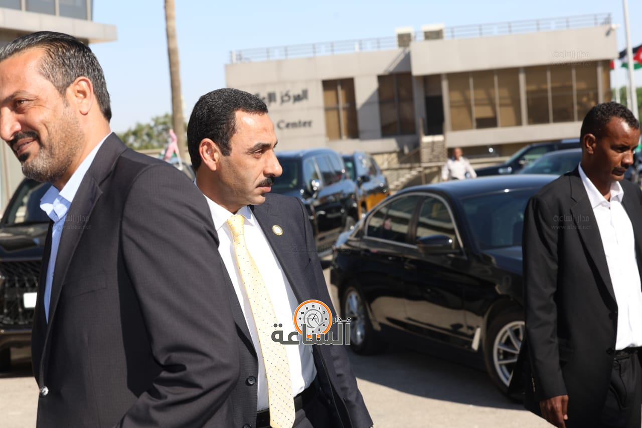 Madar Al-Saa Images 0.8460382060514877