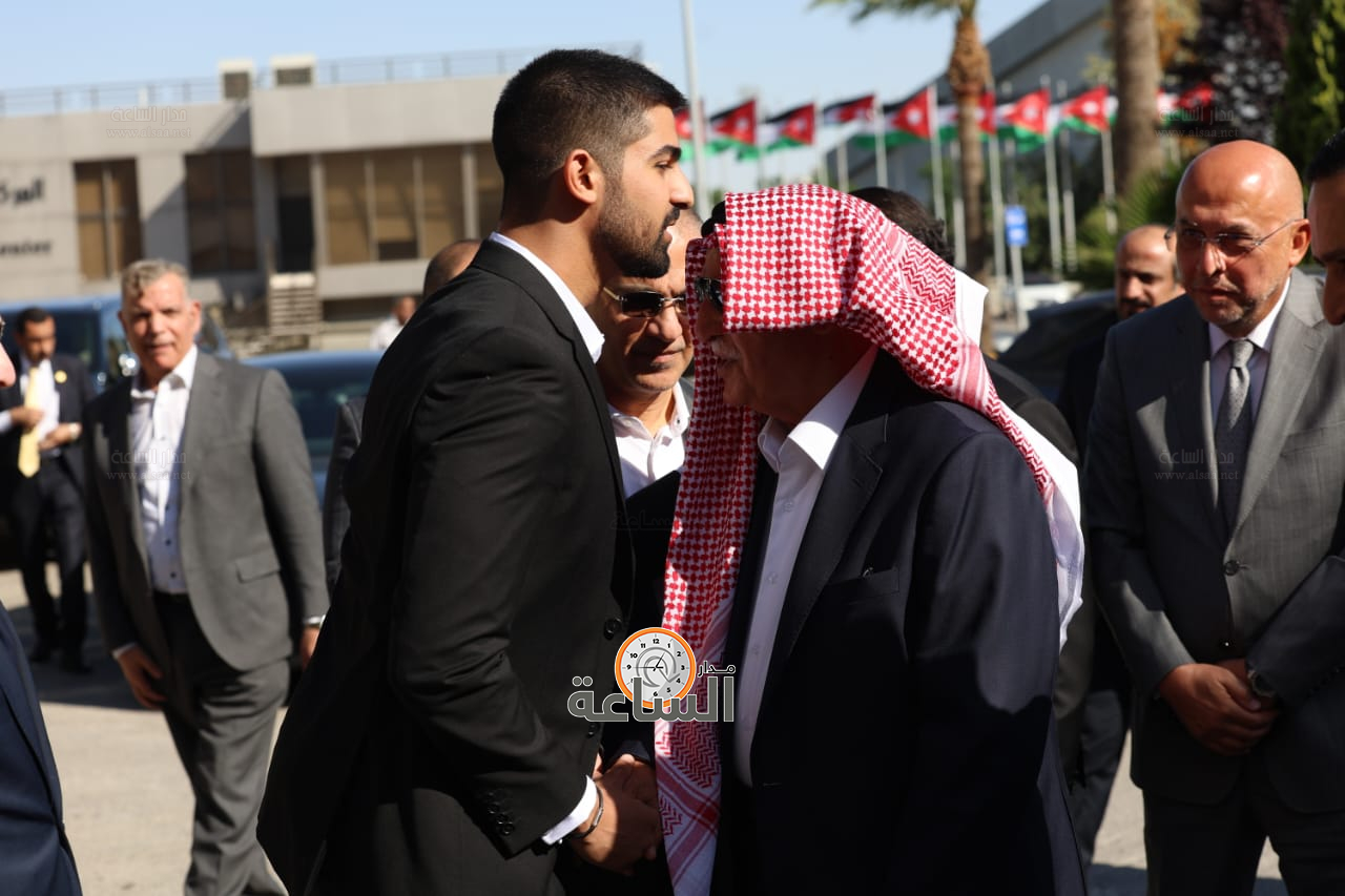 Madar Al-Saa Images 0.7721386493352841