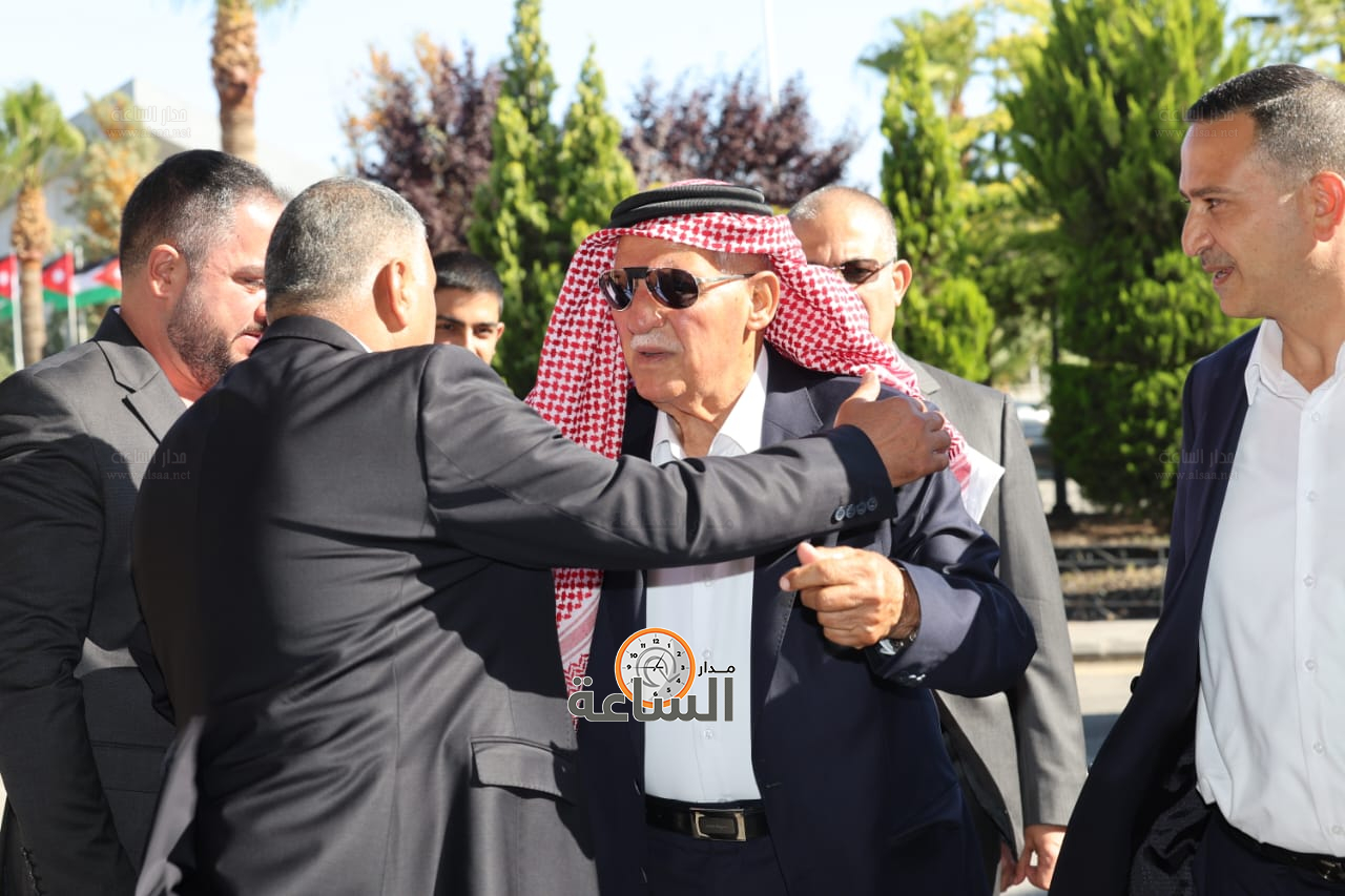 Madar Al-Saa Images 0.4618761406346408