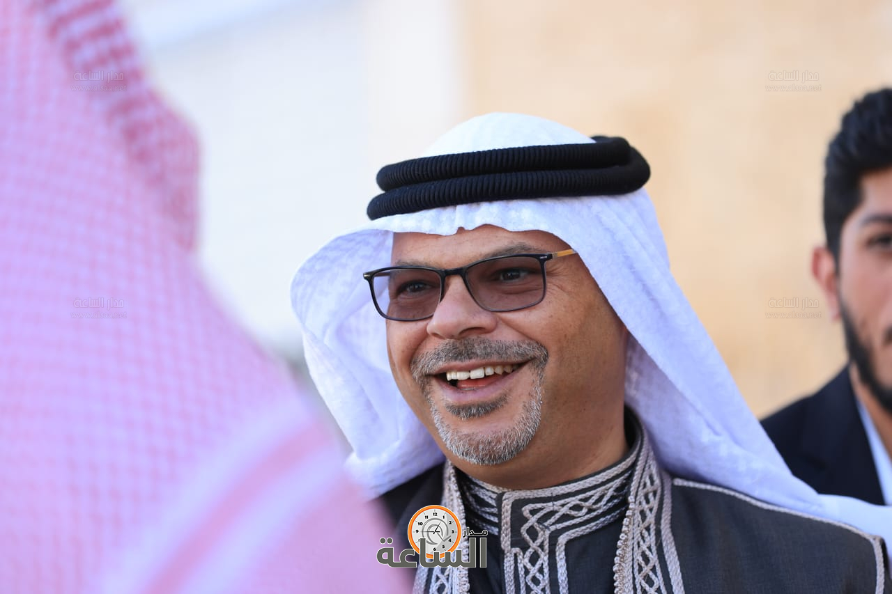 Madar Al-Saa Images 0.012122031322942317