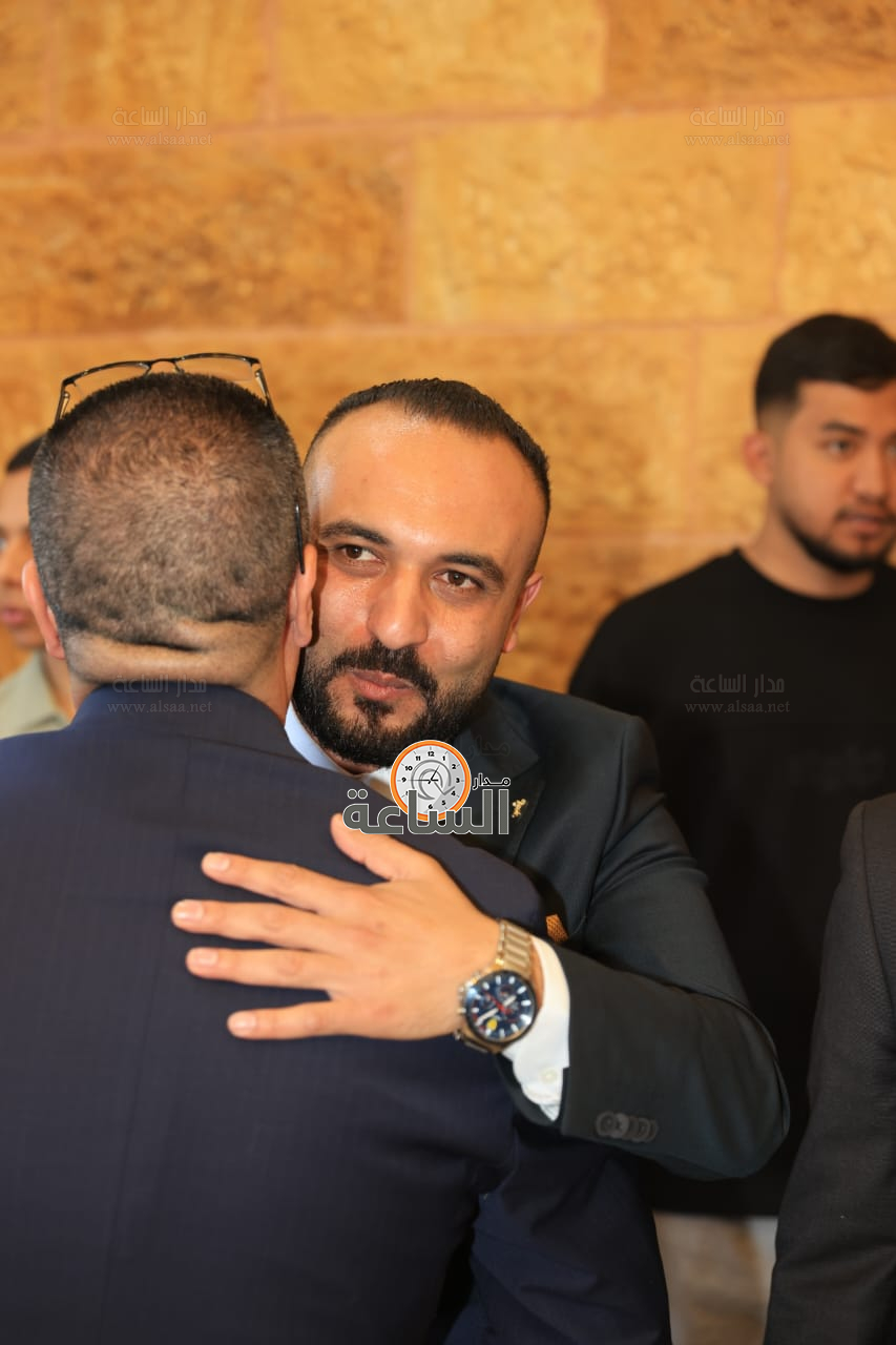 Madar Al-Saa Images 0.31892347365501716