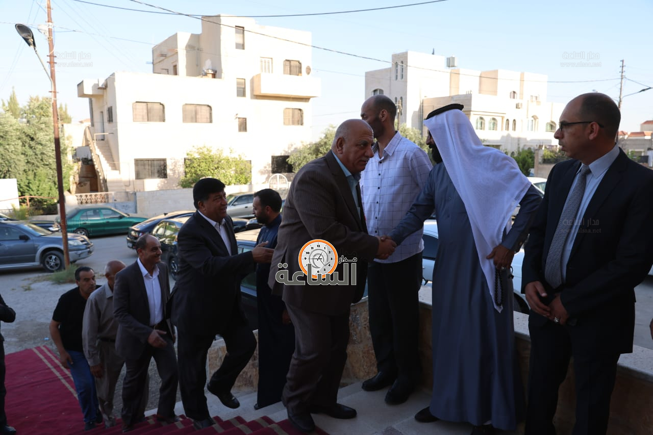 Madar Al-Saa Images 0.857404710884944