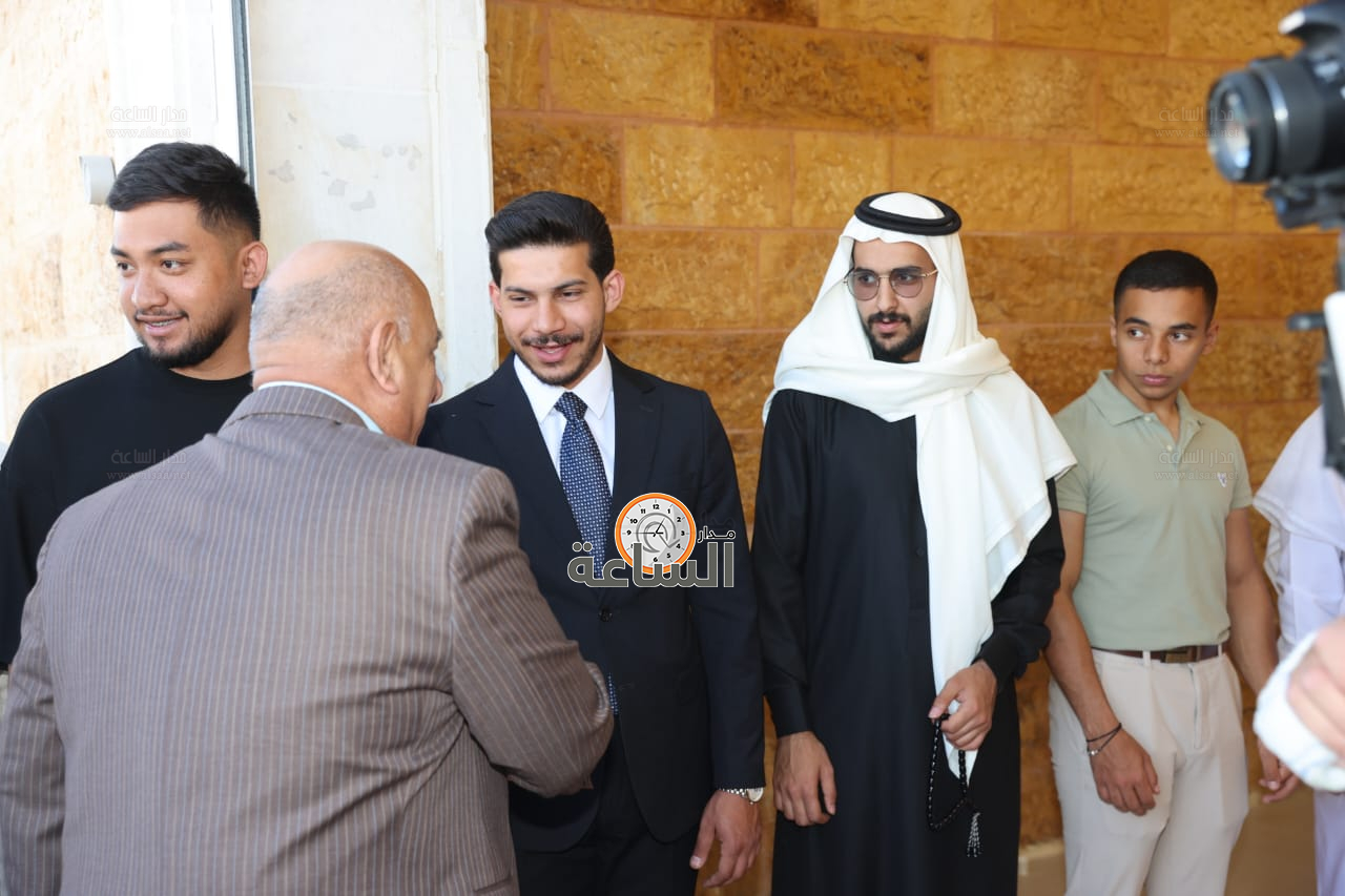 Madar Al-Saa Images 0.7289029252854791