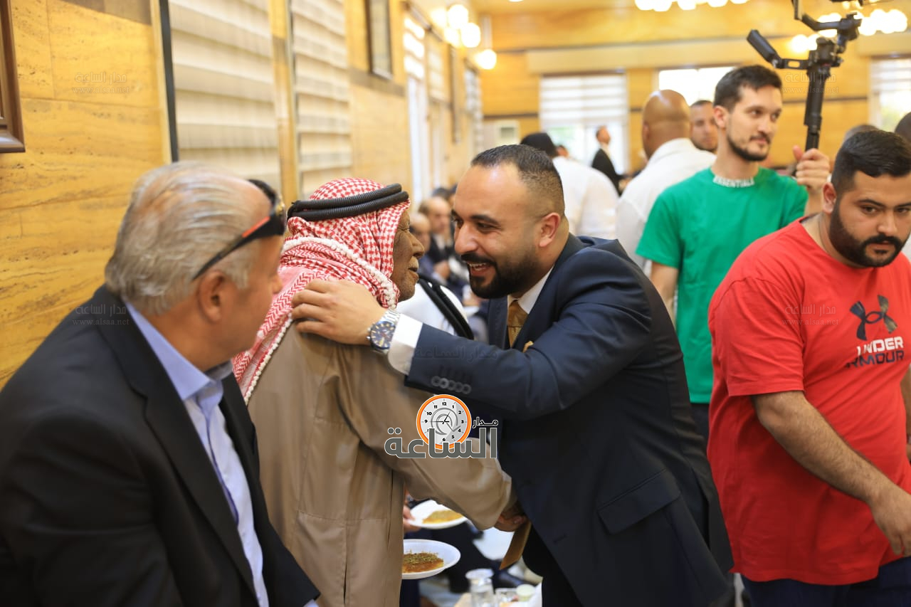 Madar Al-Saa Images 0.7489163499595346