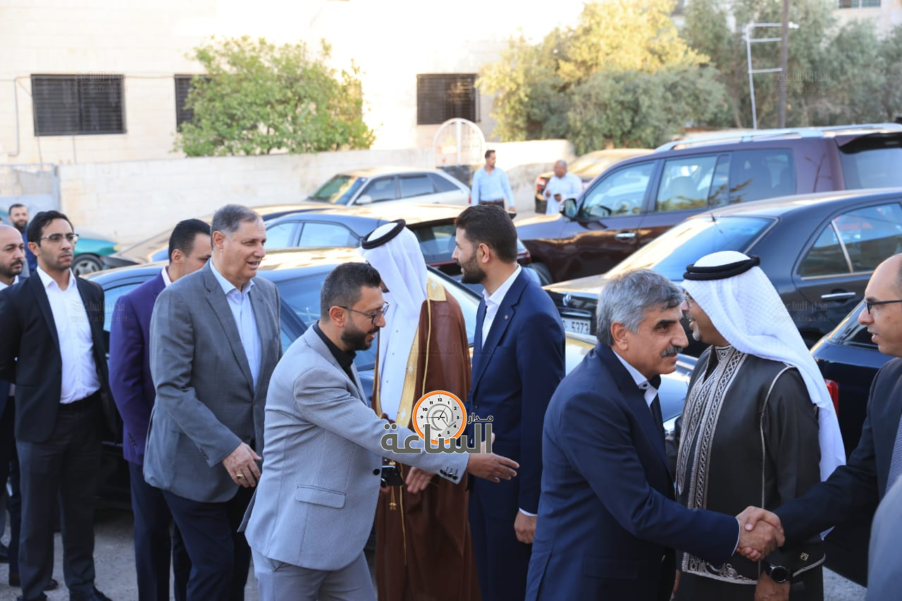 Madar Al-Saa Images 0.01972298657388094