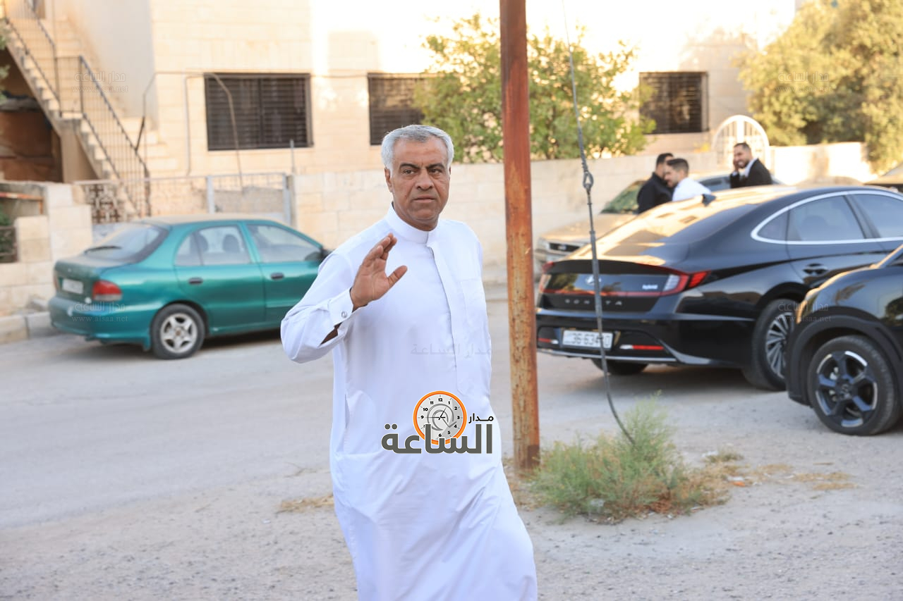 Madar Al-Saa Images 0.2992405788139795