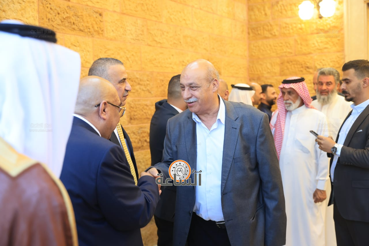 Madar Al-Saa Images 0.7167362475098383