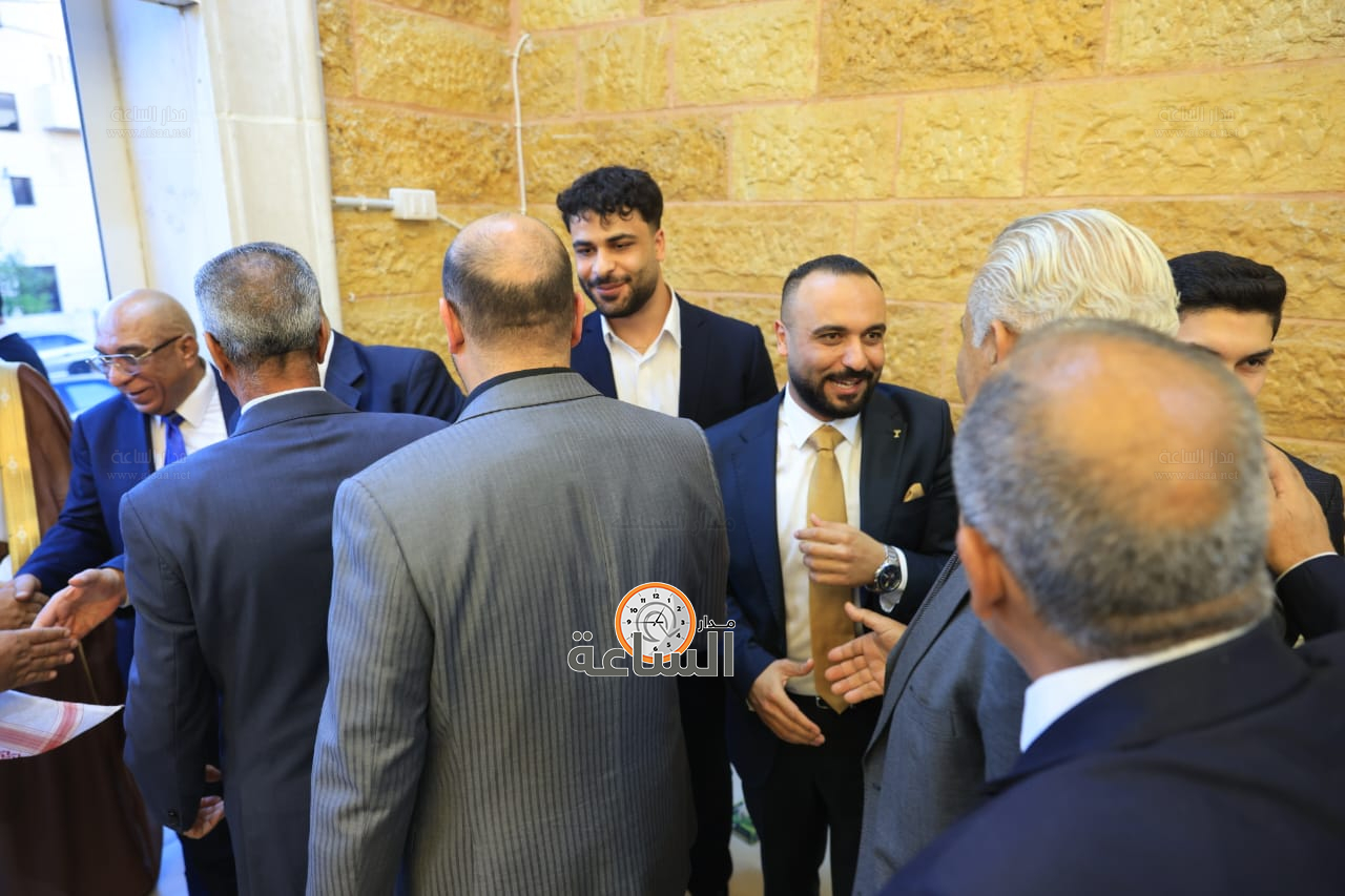 Madar Al-Saa Images 0.7270767520361727