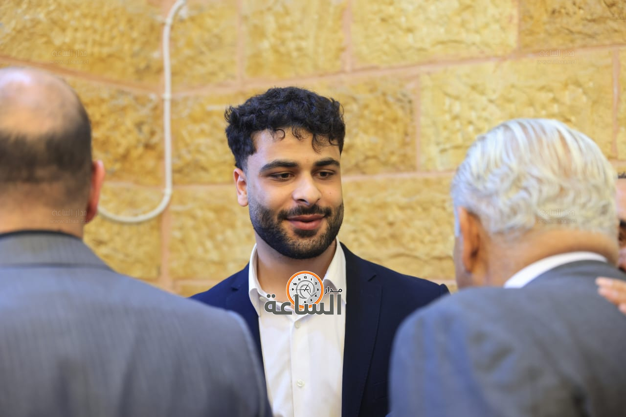 Madar Al-Saa Images 0.9938395574371147