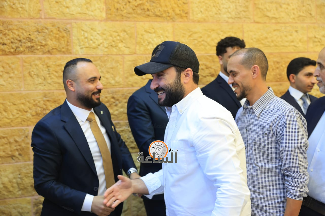 Madar Al-Saa Images 0.45515638041917883