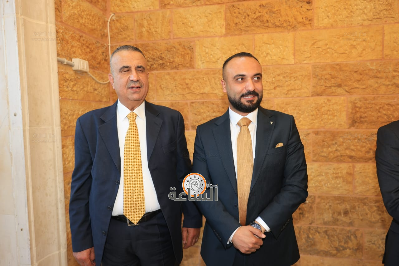 Madar Al-Saa Images 0.298334840020426