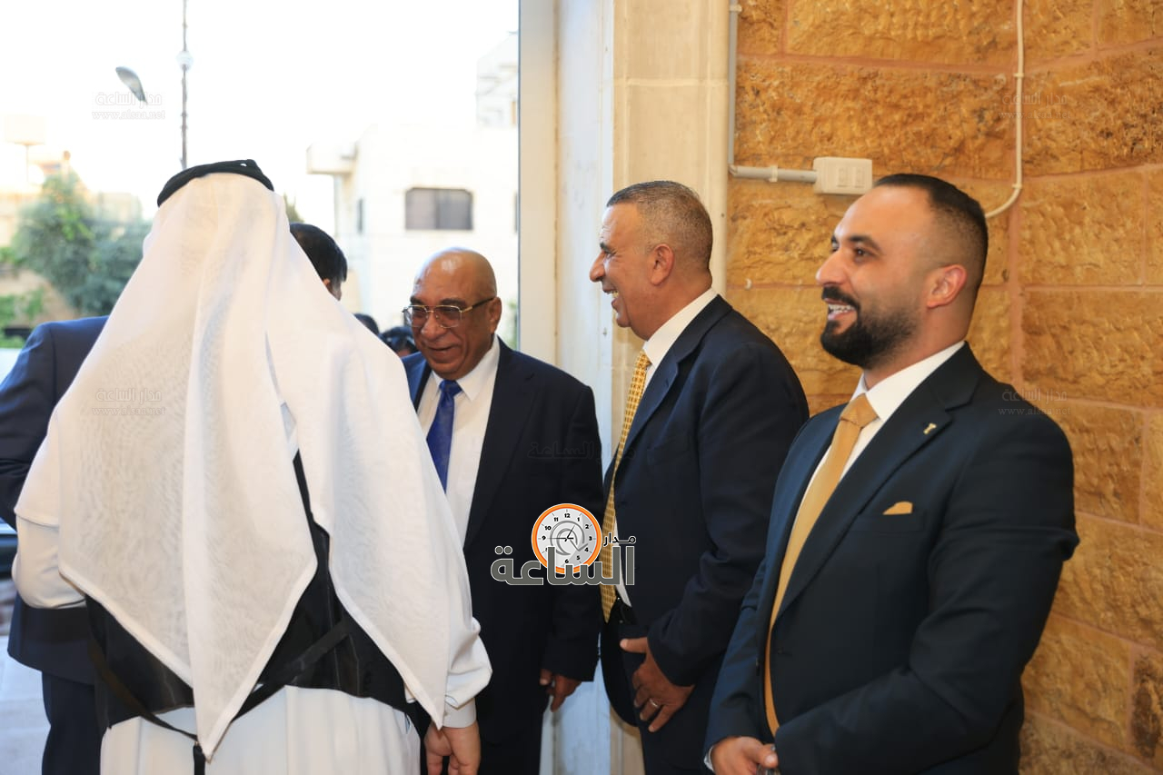 Madar Al-Saa Images 0.006464131281944896