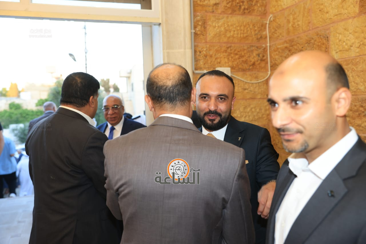 Madar Al-Saa Images 0.9328041374191751