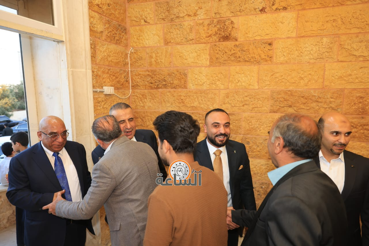 Madar Al-Saa Images 0.6963728667131981