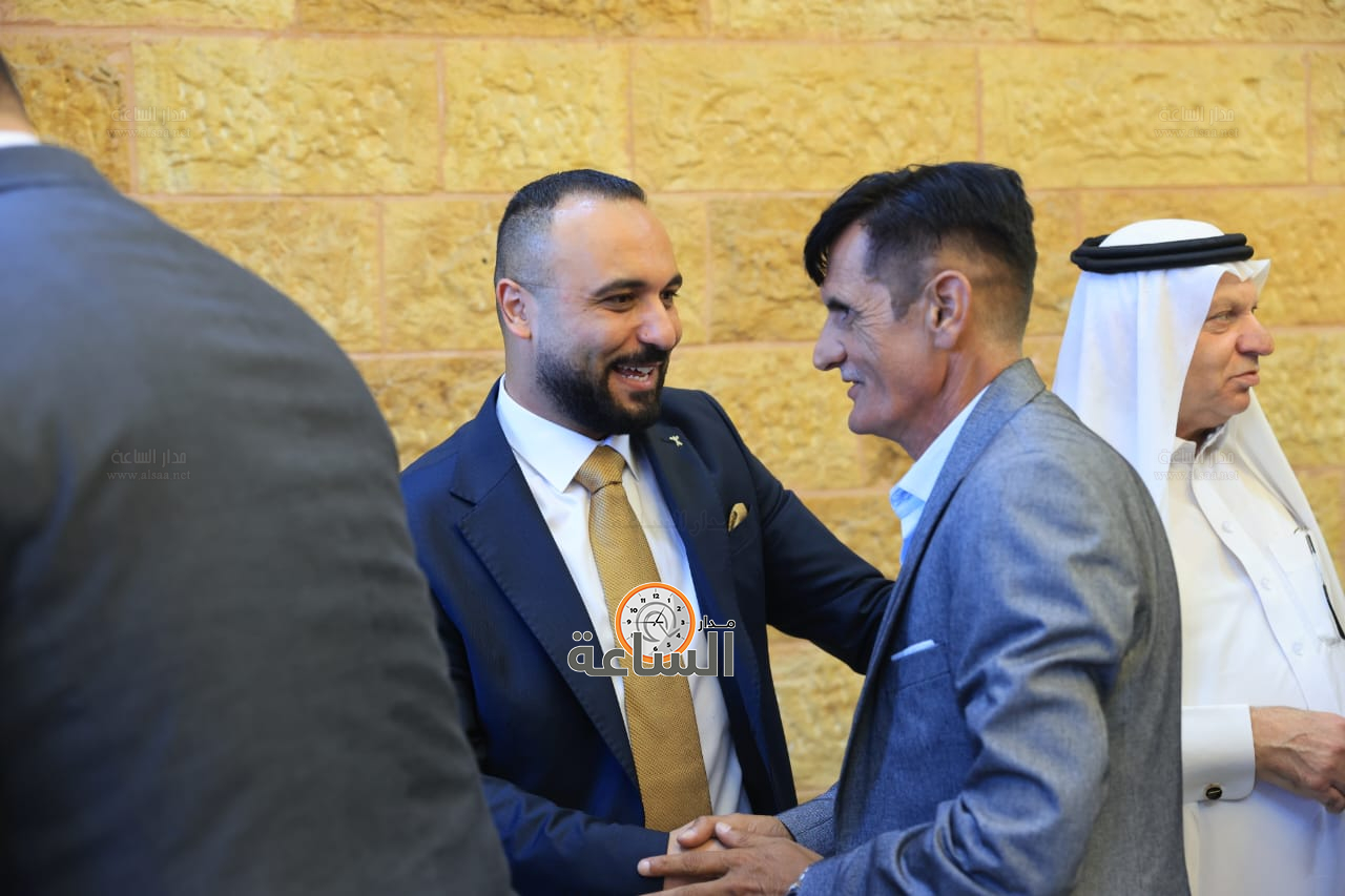 Madar Al-Saa Images 0.39041188944577887