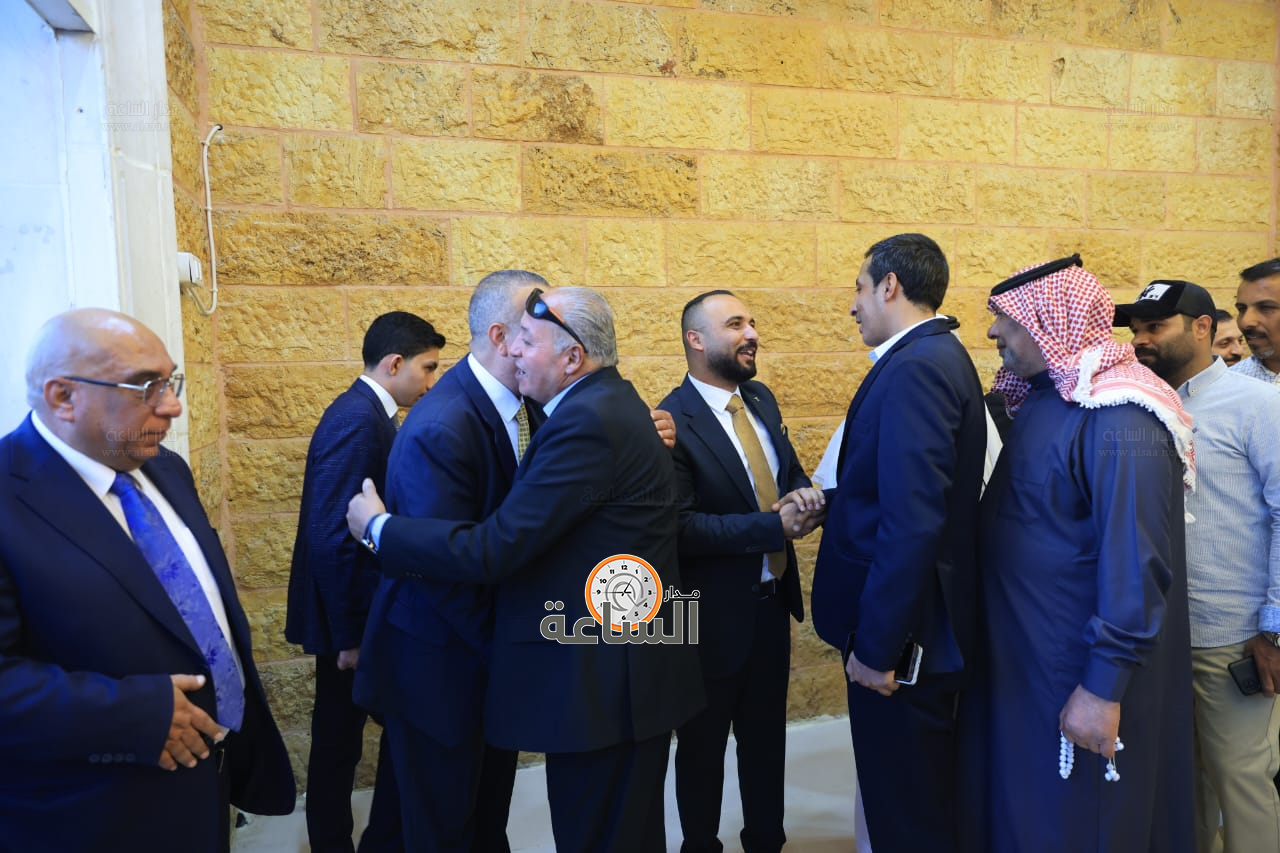 Madar Al-Saa Images 0.7448281830816789