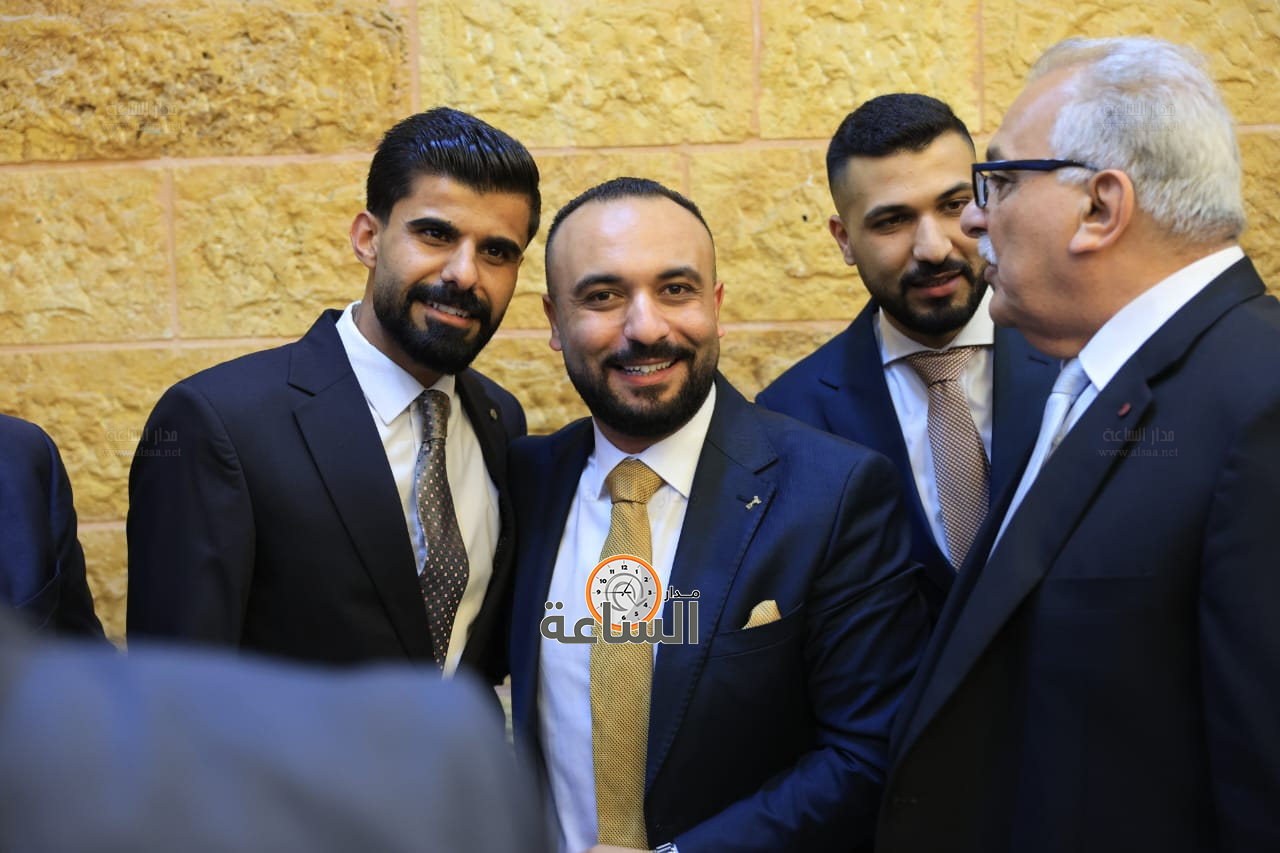 Madar Al-Saa Images 0.1277041954231718