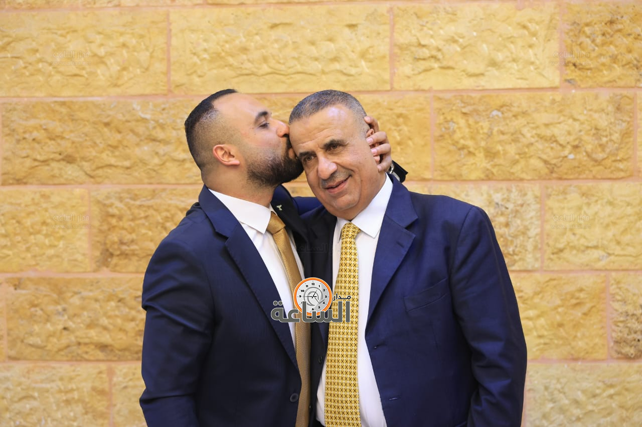 Madar Al-Saa Images 0.8304508179075158