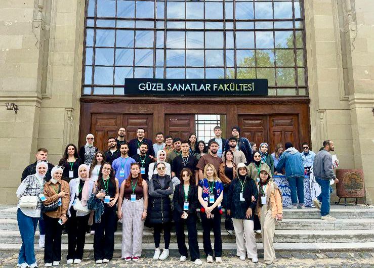 Madar Al-Saa Images 0.9743769118788493