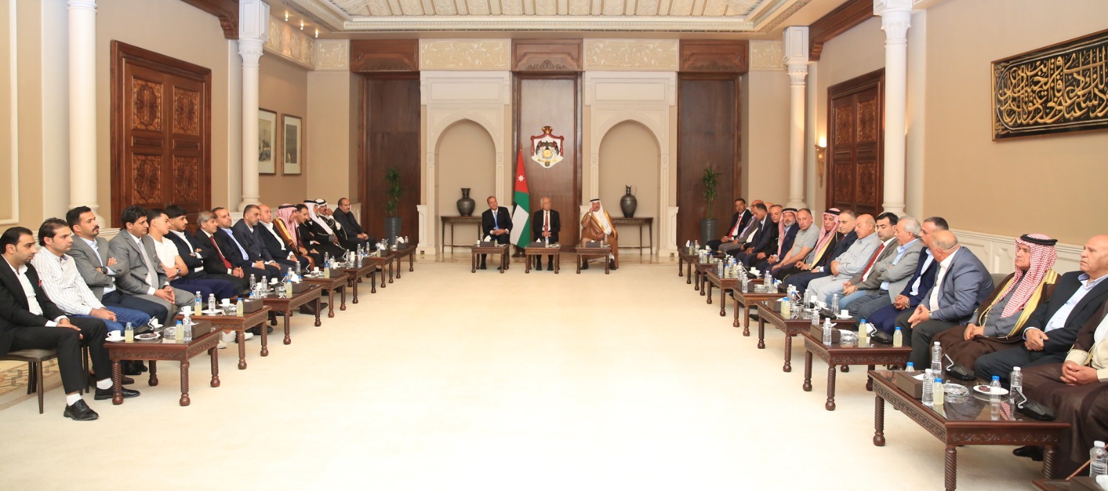 Madar Al-Saa Images 0.21654674862416656