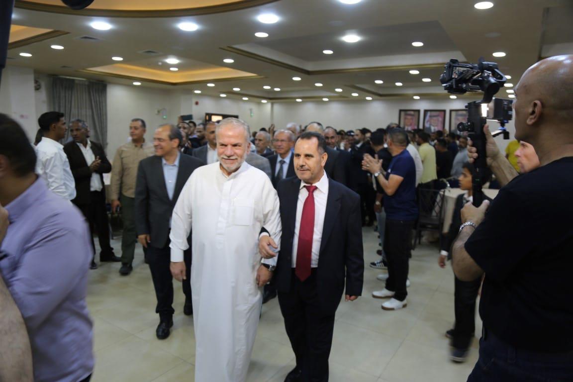 Madar Al-Saa Images 0.41676742589687654