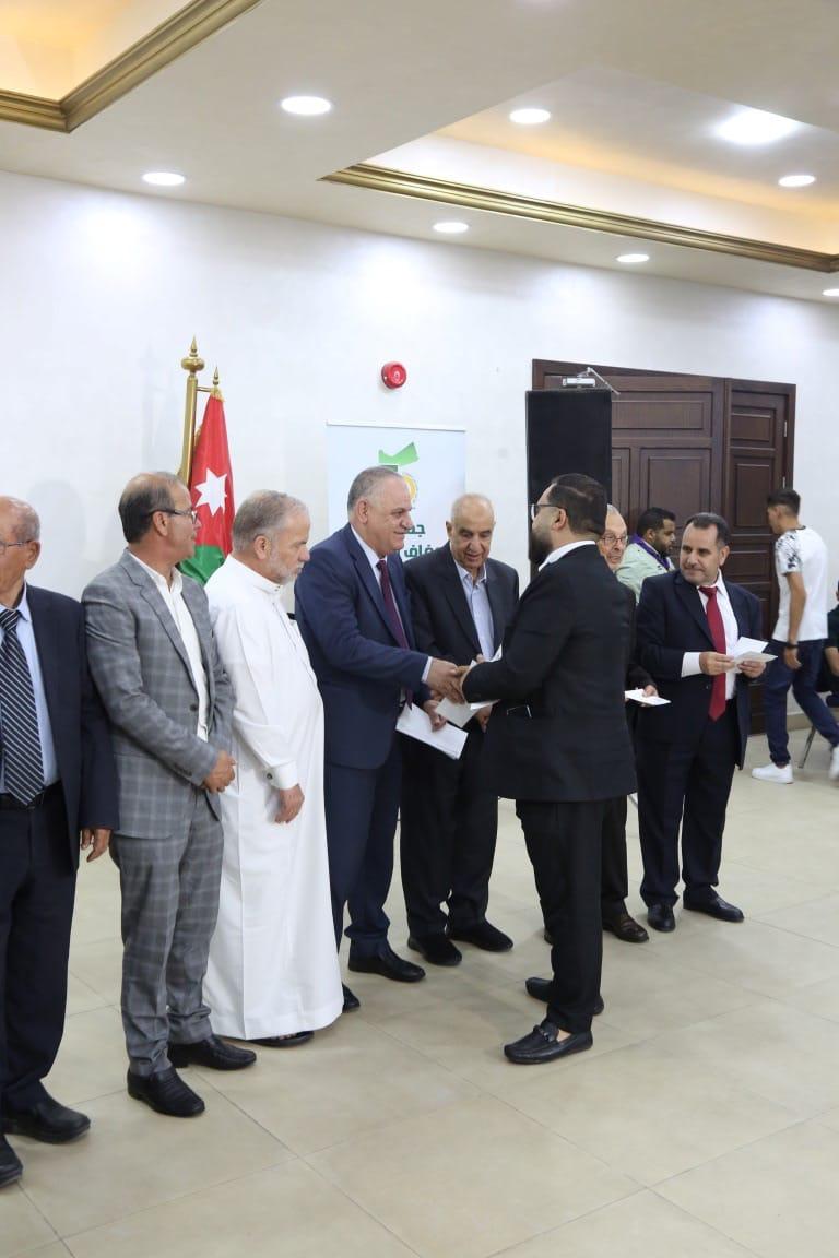 Madar Al-Saa Images 0.23861428881643976