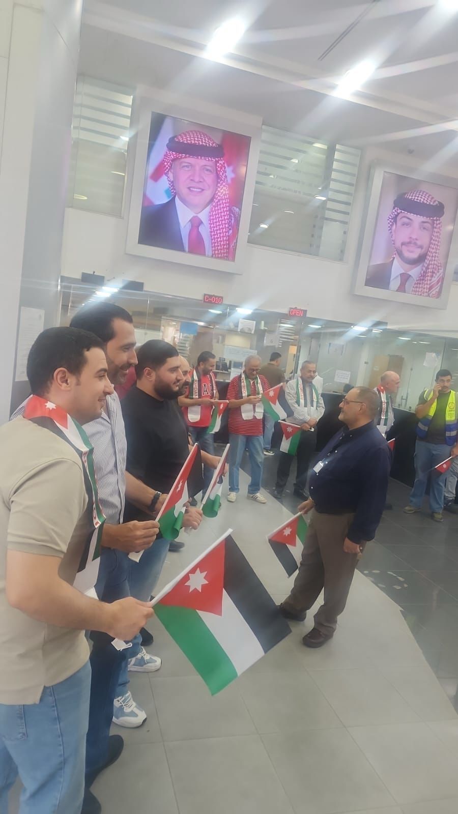 Madar Al-Saa Images 0.2249974945166382