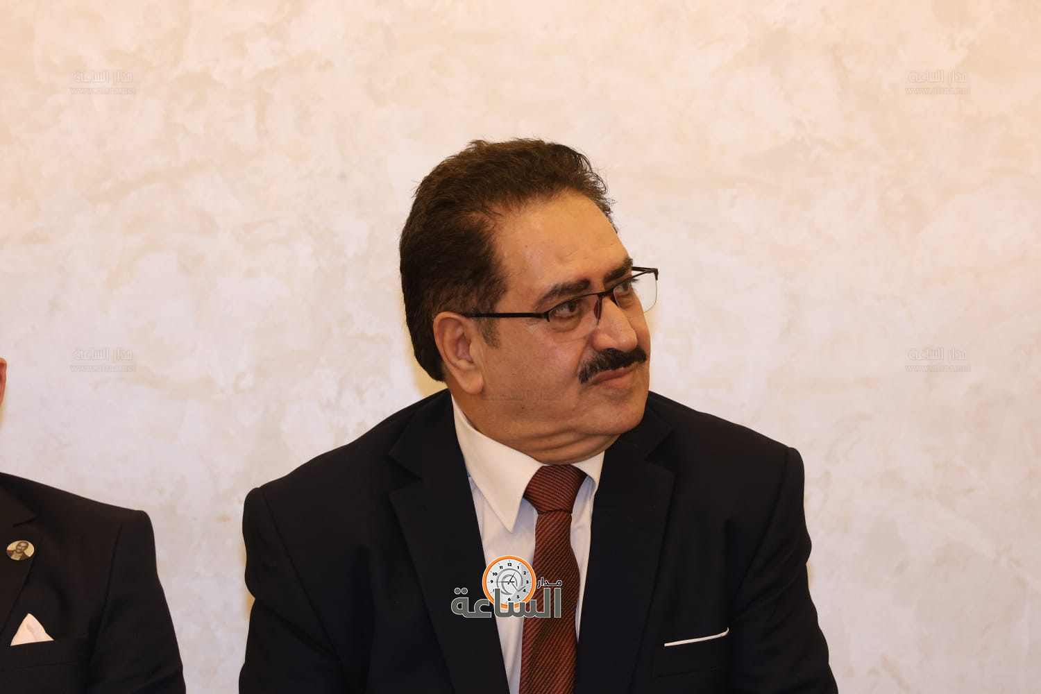 Madar Al-Saa Images 0.21981634351883828