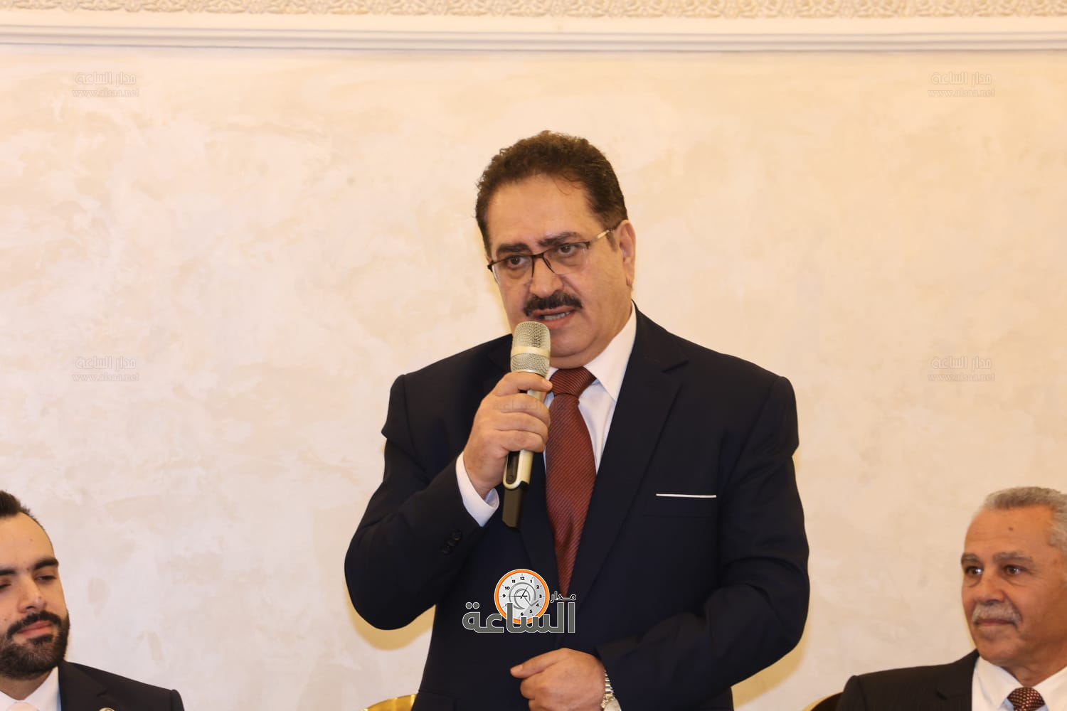 Madar Al-Saa Images 0.11563878031369401