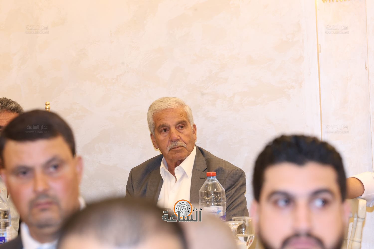 Madar Al-Saa Images 0.5359830082258876