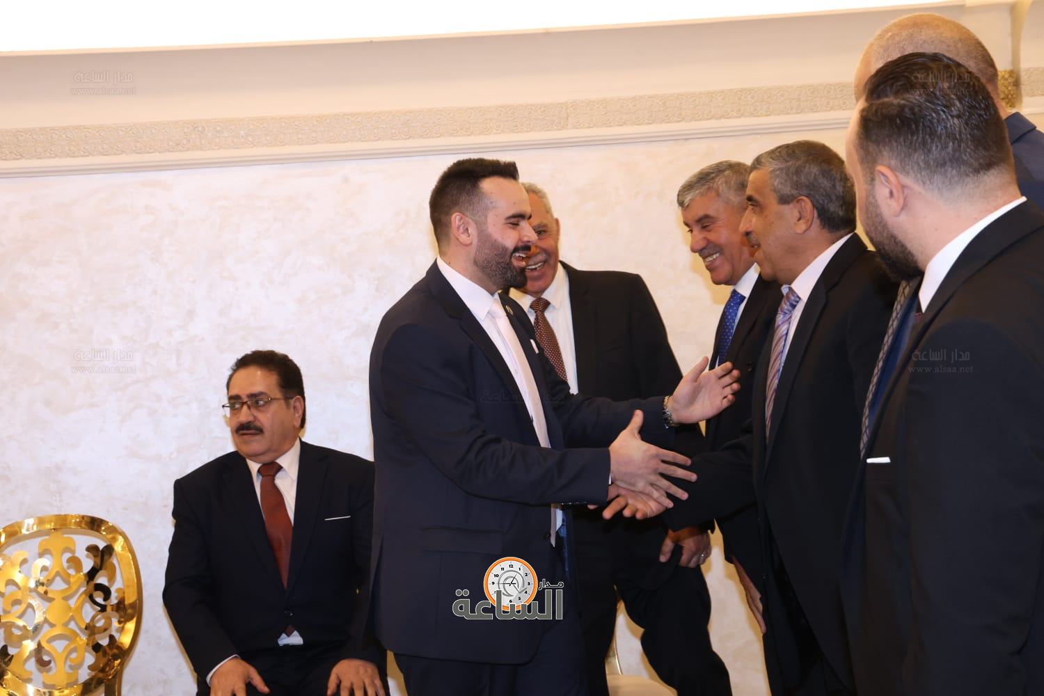 Madar Al-Saa Images 0.9475341890355445