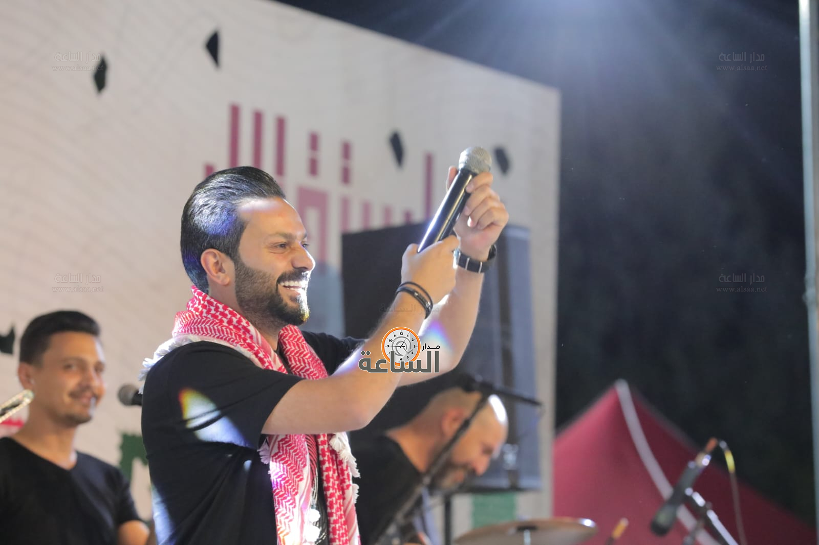 Madar Al-Saa Images 0.8760590172728382