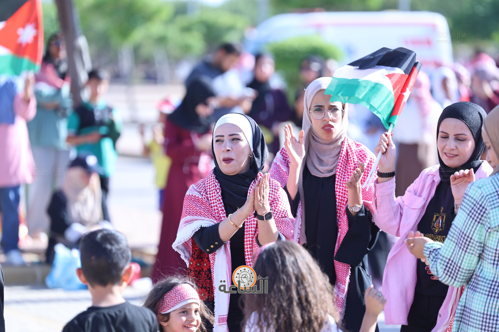 Madar Al-Saa Images 0.6273481260535623