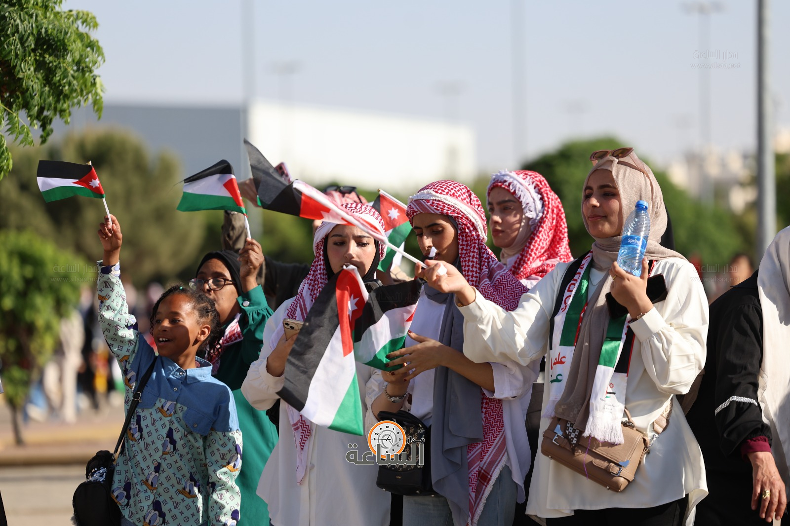 Madar Al-Saa Images 0.43030520887224577