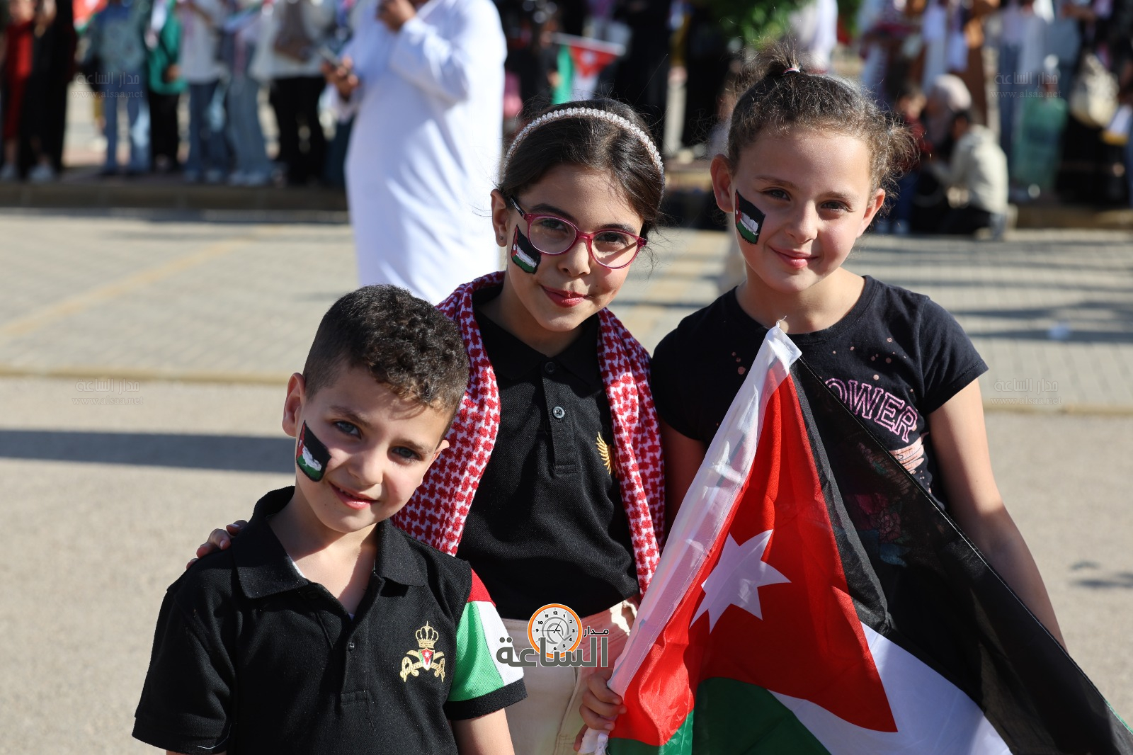 Madar Al-Saa Images 0.8556473024997555