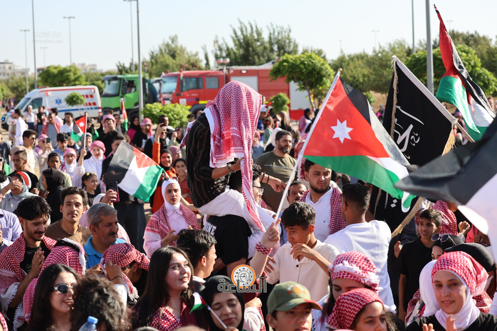 Madar Al-Saa Images 0.22665696098639