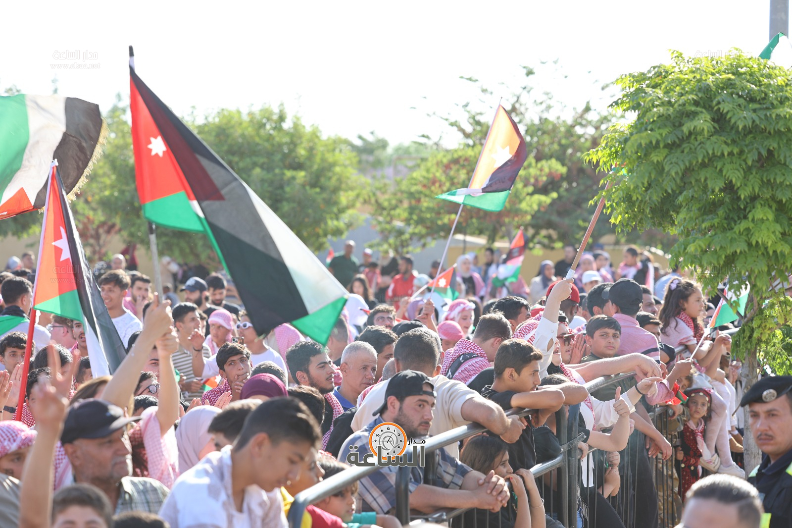 Madar Al-Saa Images 0.42584206423146964