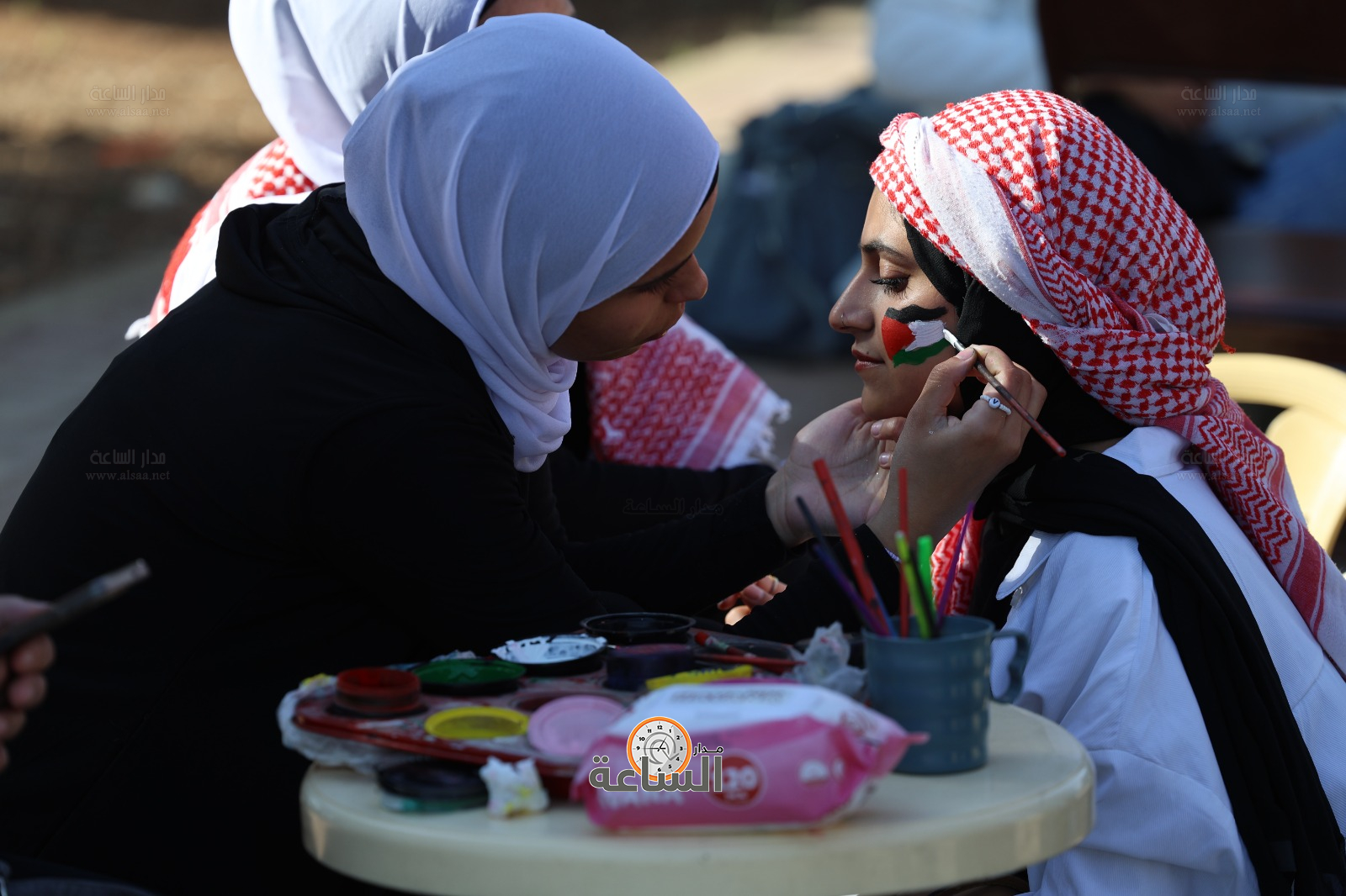 Madar Al-Saa Images 0.3803954382890641