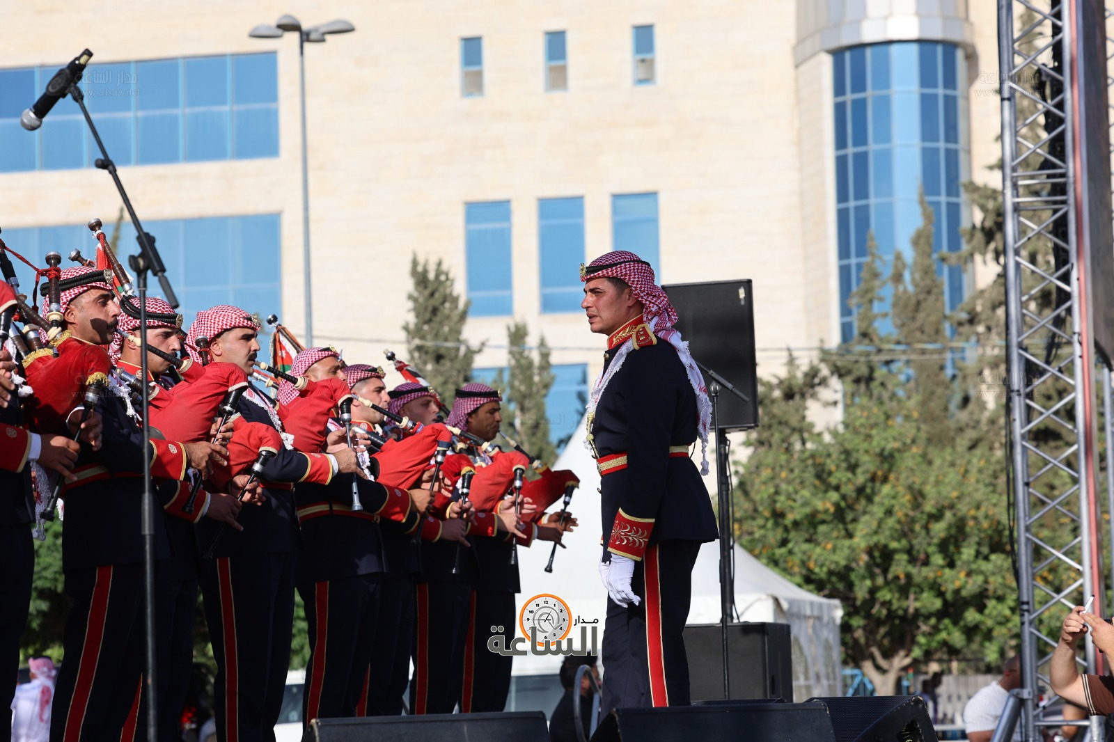 Madar Al-Saa Images 0.6229507307968055