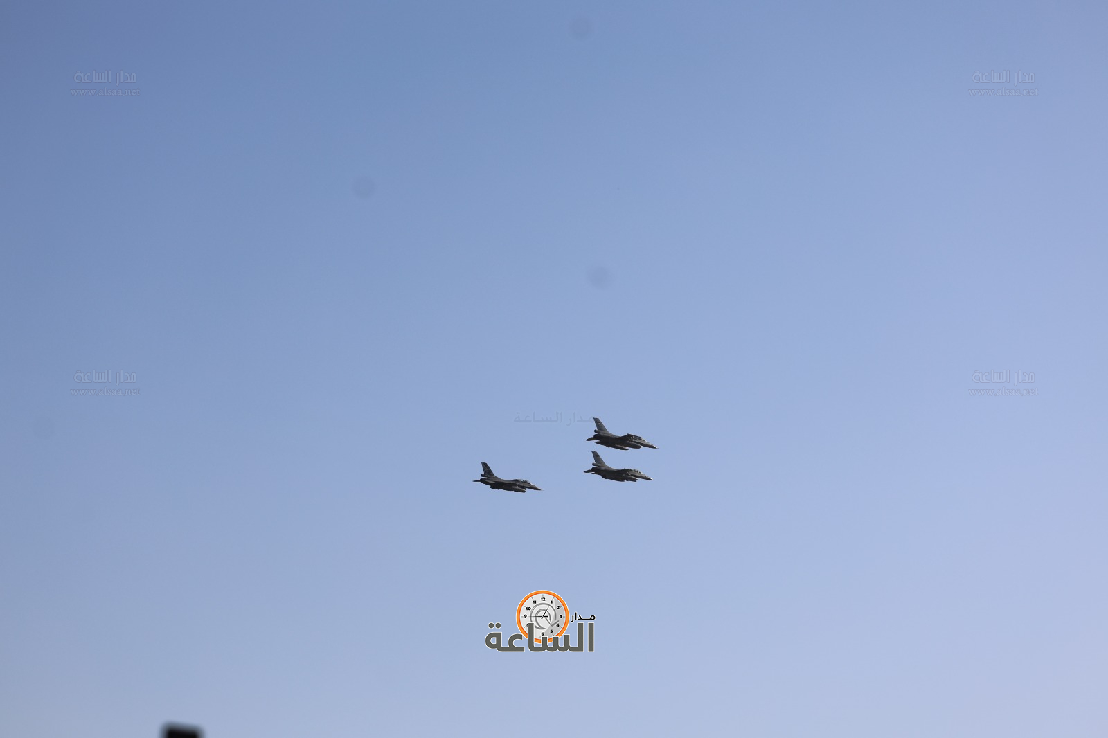 Madar Al-Saa Images 0.043546474963079396