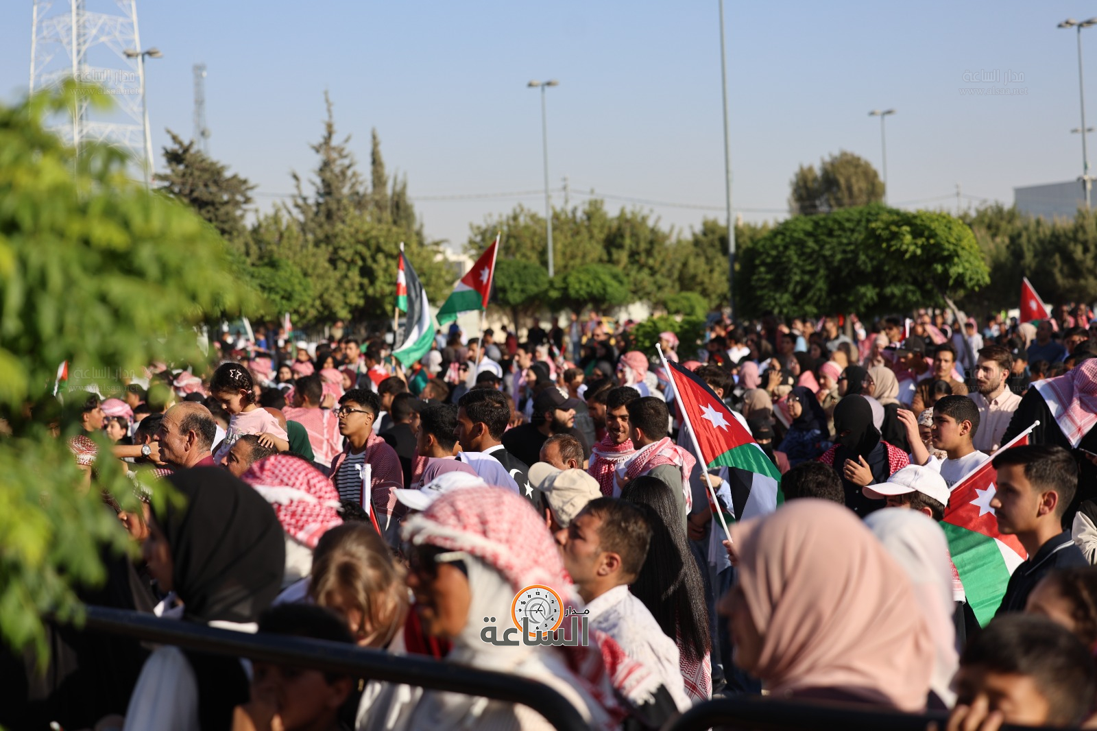 Madar Al-Saa Images 0.583947418332645