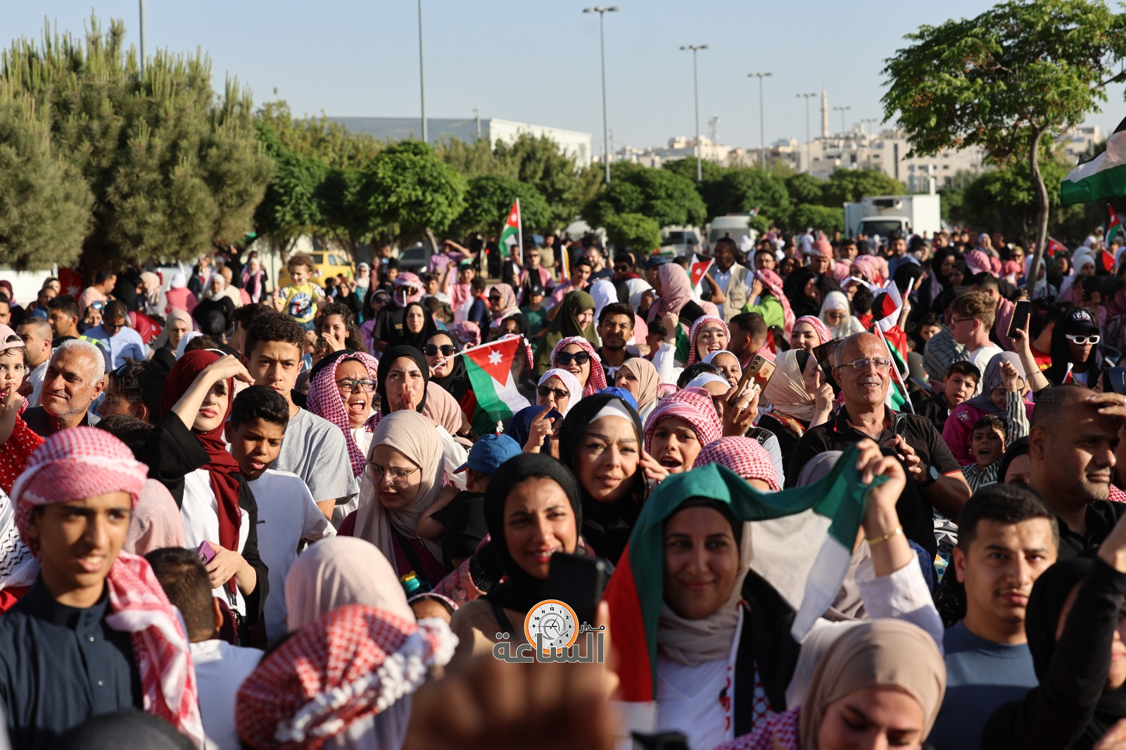 Madar Al-Saa Images 0.8343710688288072