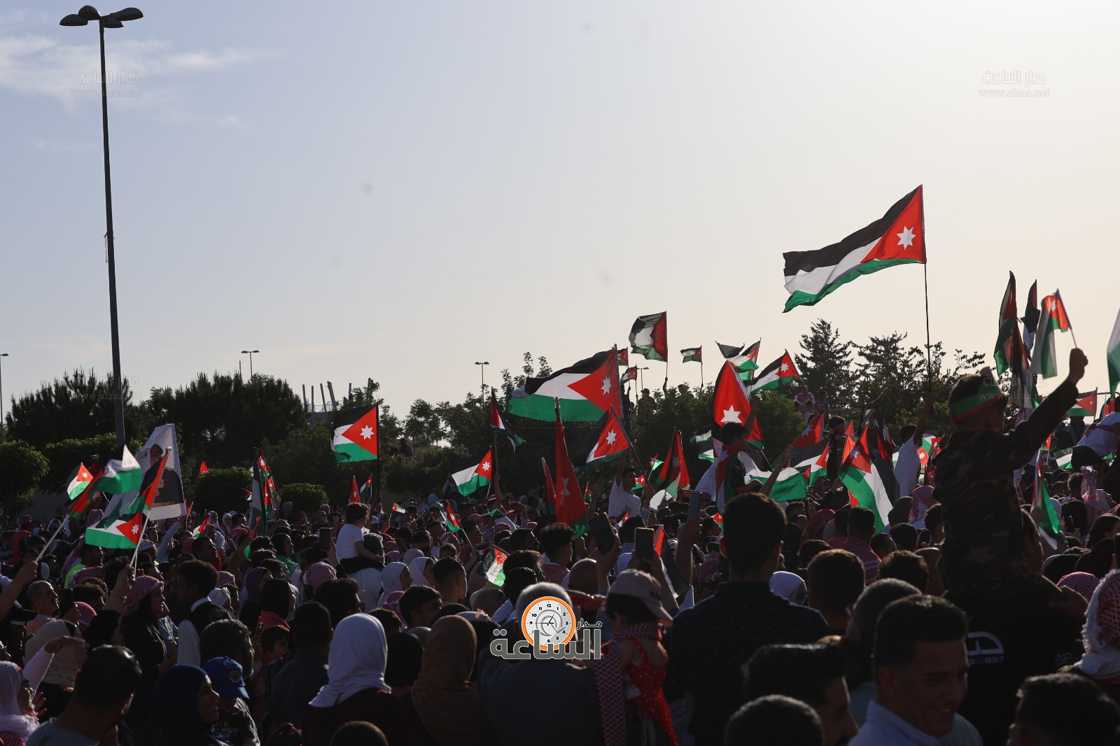 Madar Al-Saa Images 0.41822933648365457