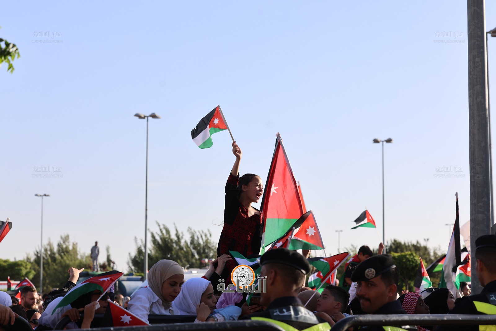 Madar Al-Saa Images 0.07802317844683715