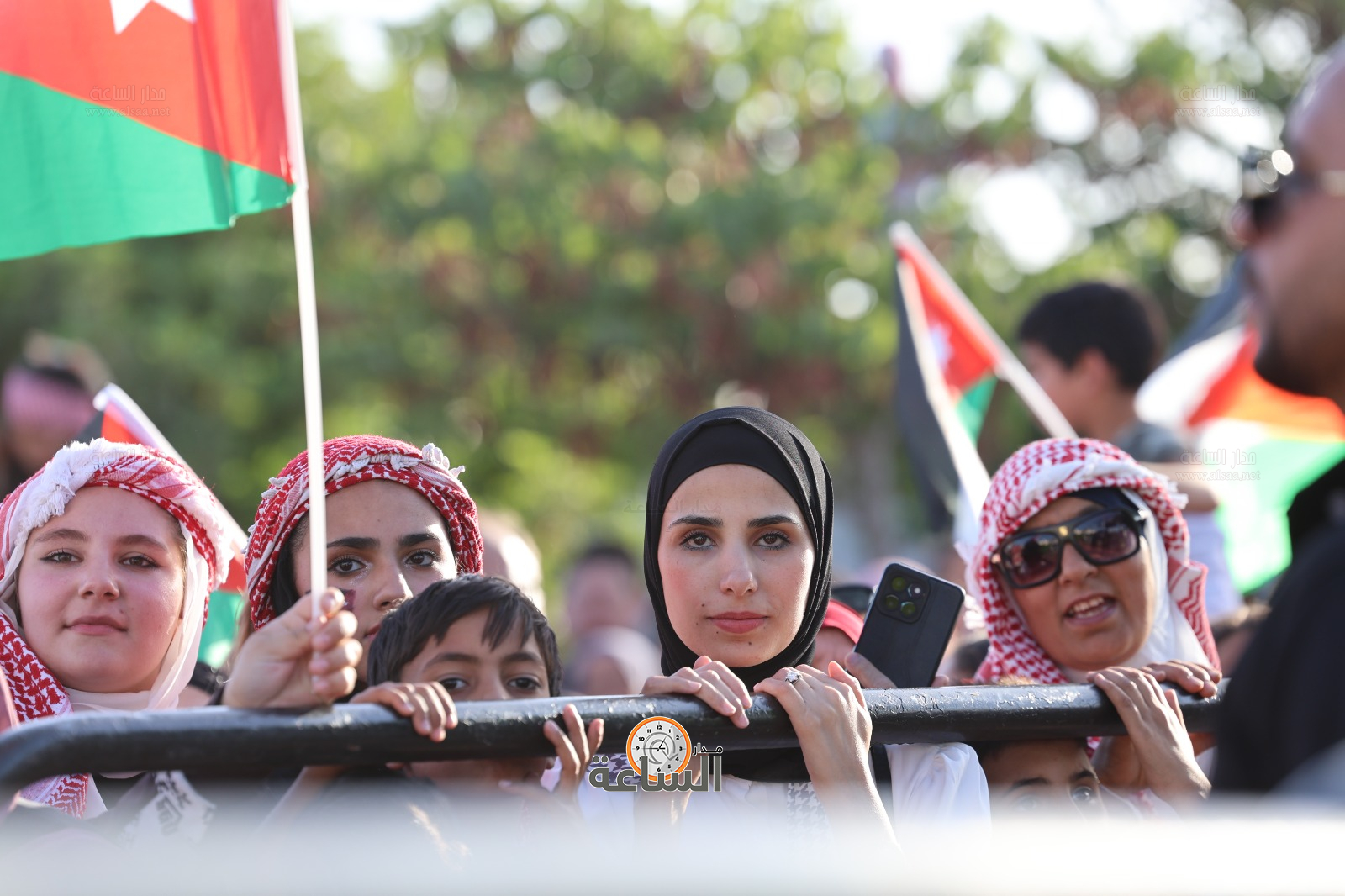 Madar Al-Saa Images 0.12239910684138333