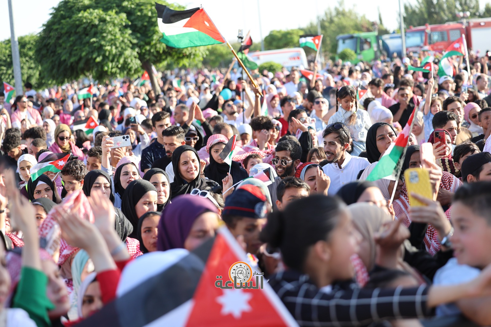 Madar Al-Saa Images 0.5915238269274818