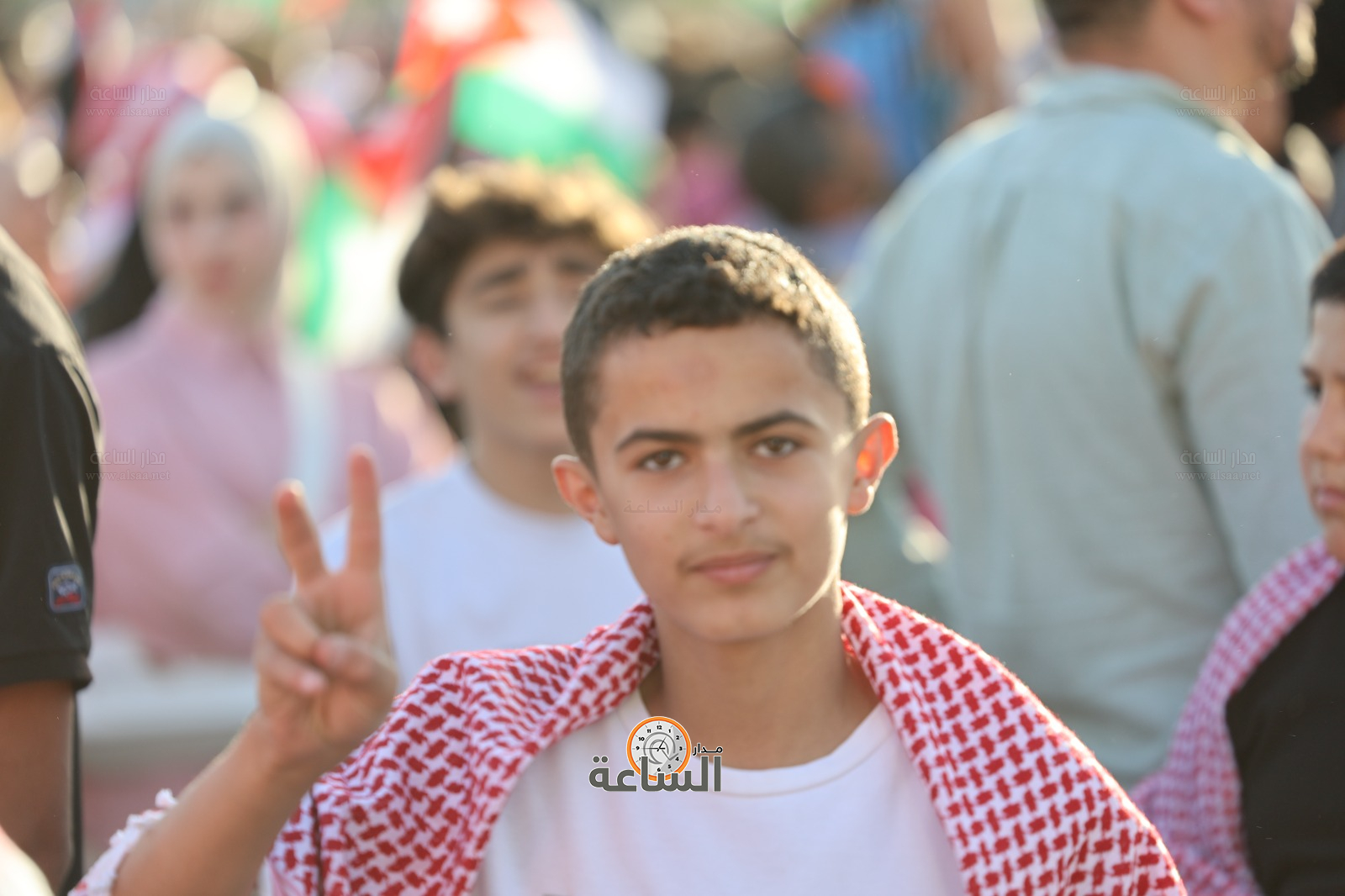 Madar Al-Saa Images 0.7802402054583618