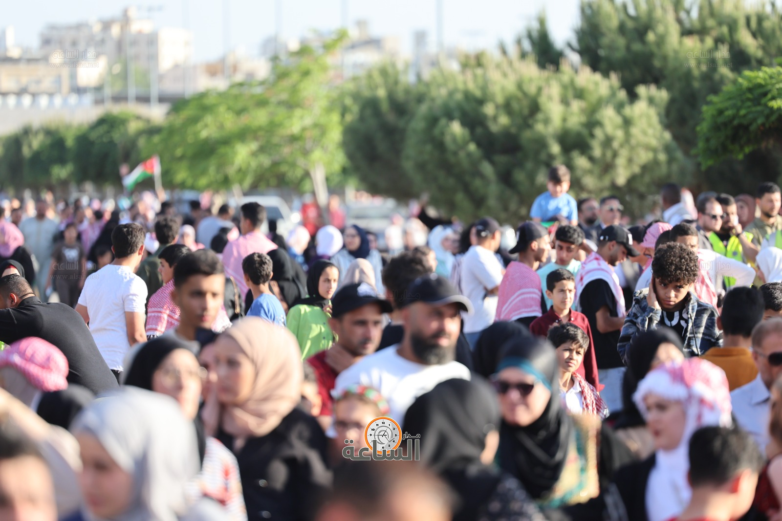 Madar Al-Saa Images 0.9608573557924971