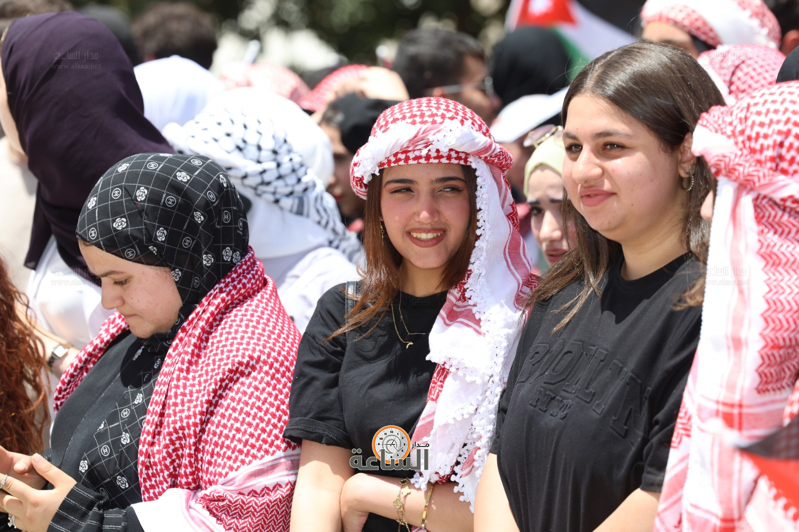 Madar Al-Saa Images 0.30772508803509213